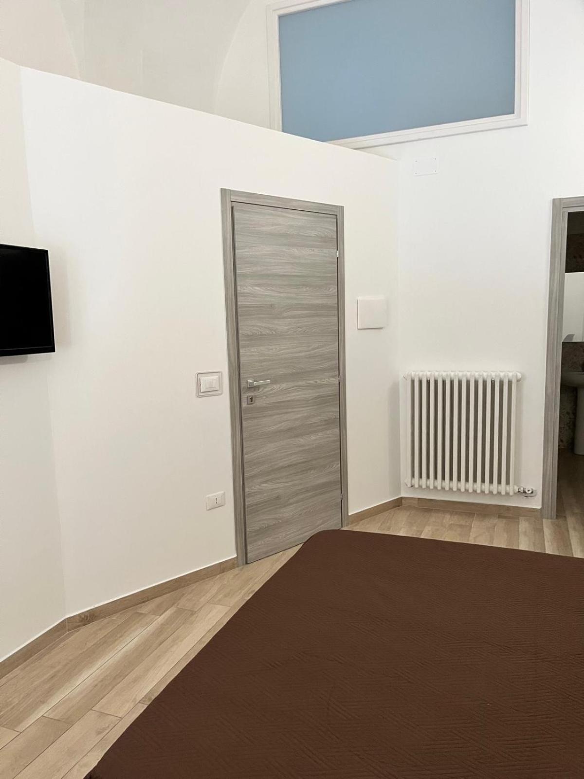 O' Sole Mio Rudiae Rooms Lecce Bagian luar foto