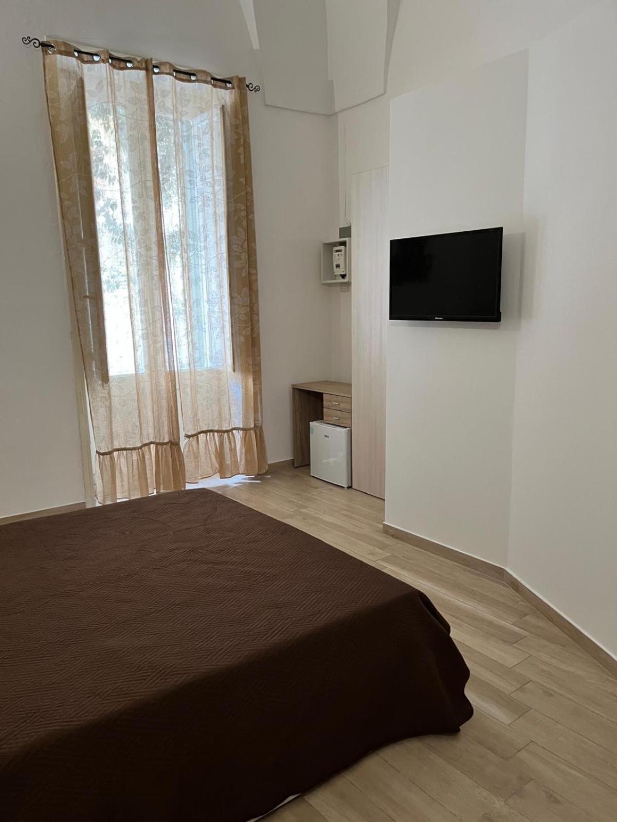 O' Sole Mio Rudiae Rooms Lecce Bagian luar foto